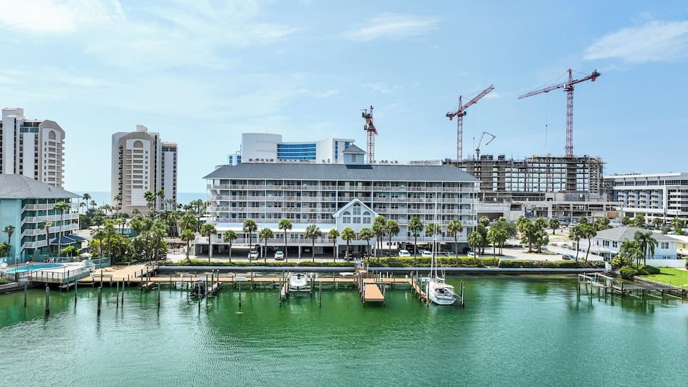 Ocean Front Beach in Clearwater 2BB 2BA