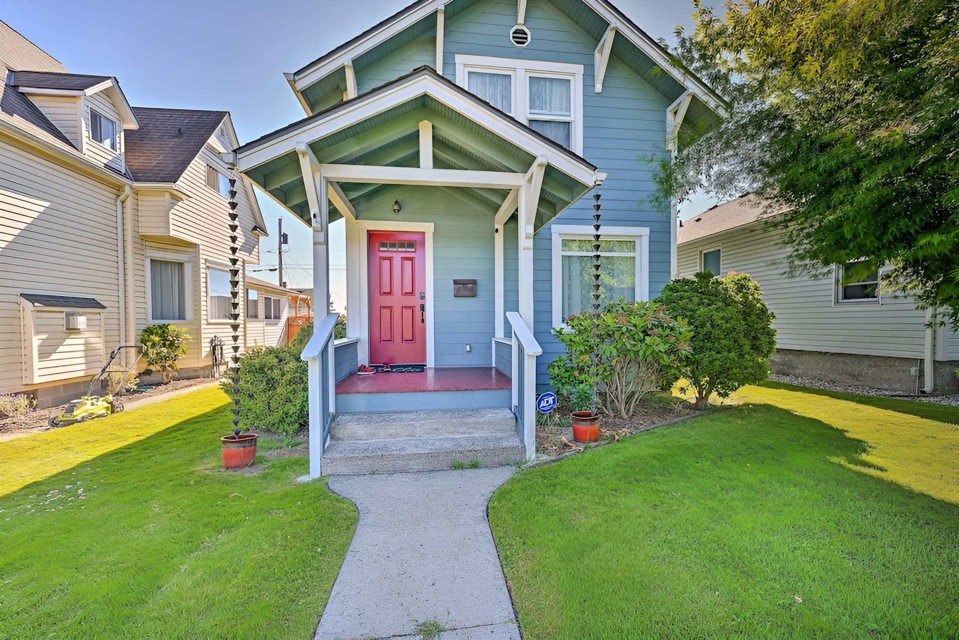 Sunny & Central Everett Home < 1 Mile to Dtwn!