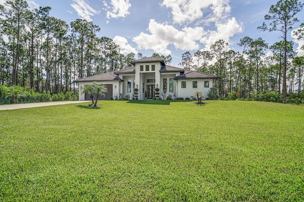 Lehigh Acres Home ~ 7 Mi to River!