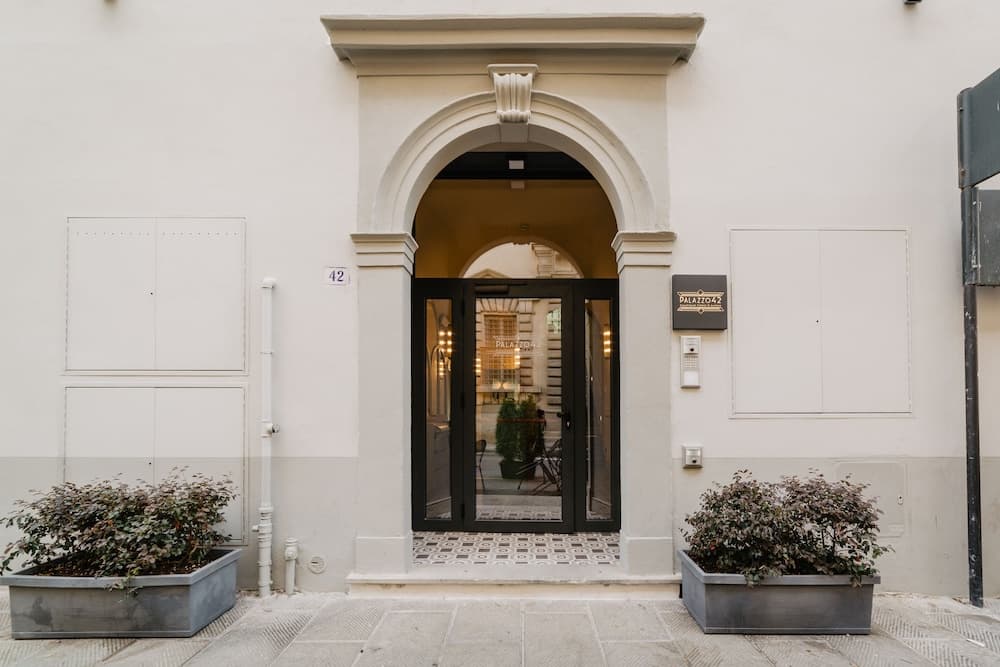 Palazzo 42