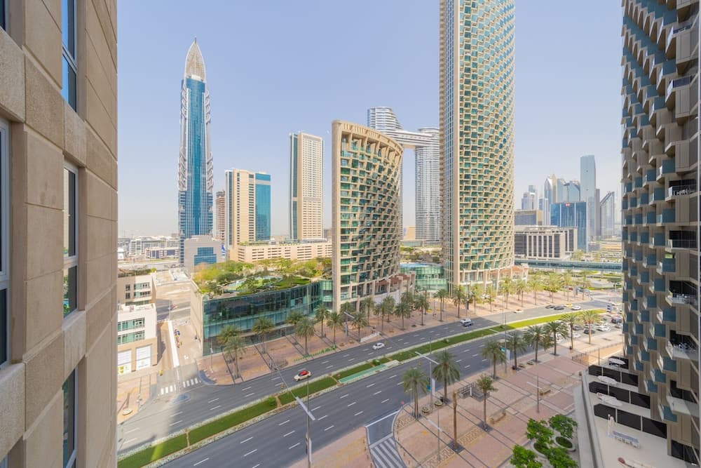 EDEN'S Homes & Villas - Standpoint Residences