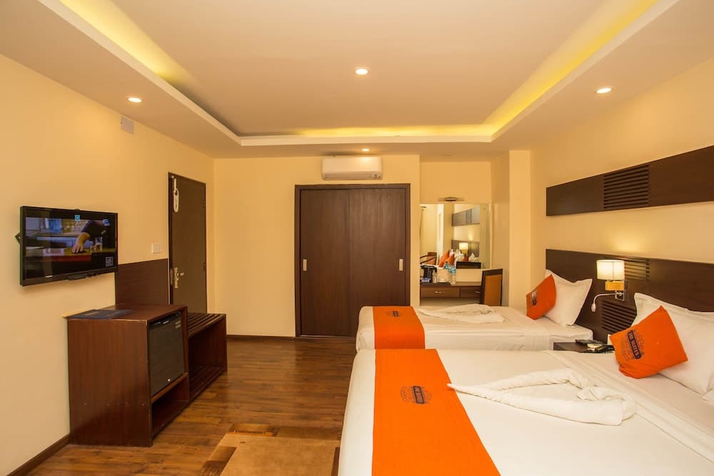 Hotel Jay Suites