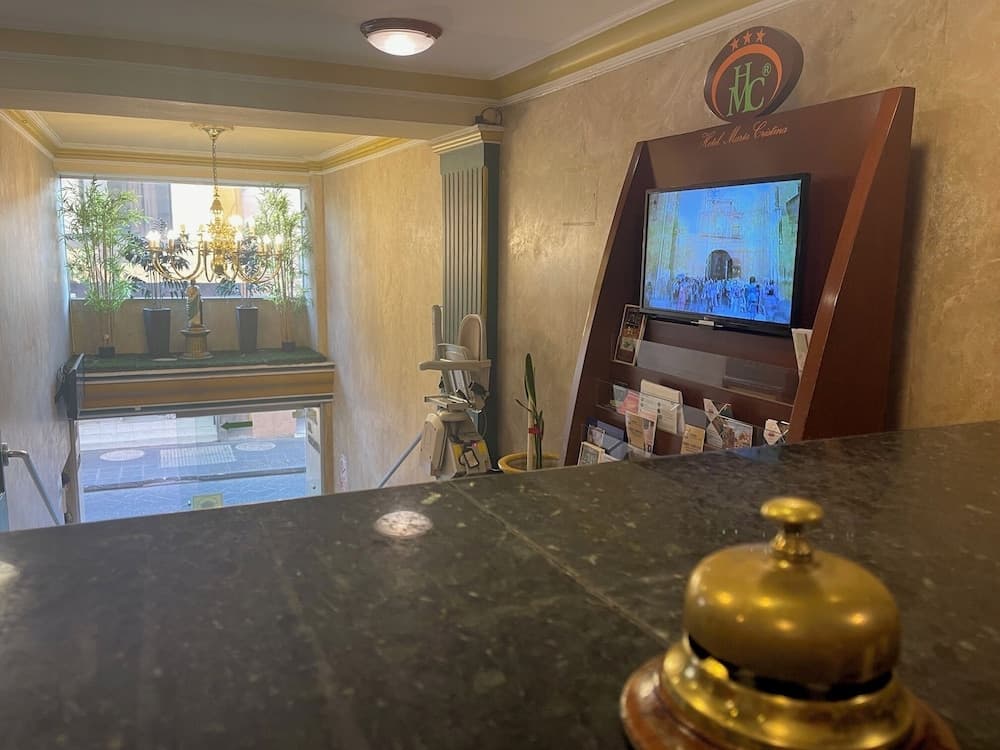 HOTEL MARIA CRISTINA