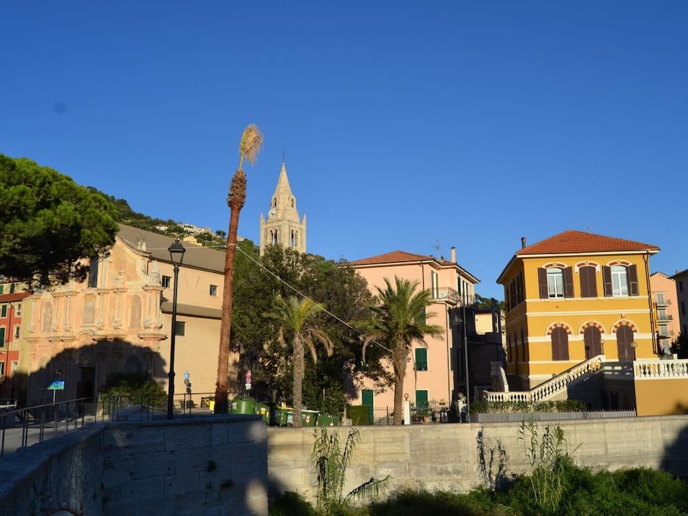 Apartment near Sea