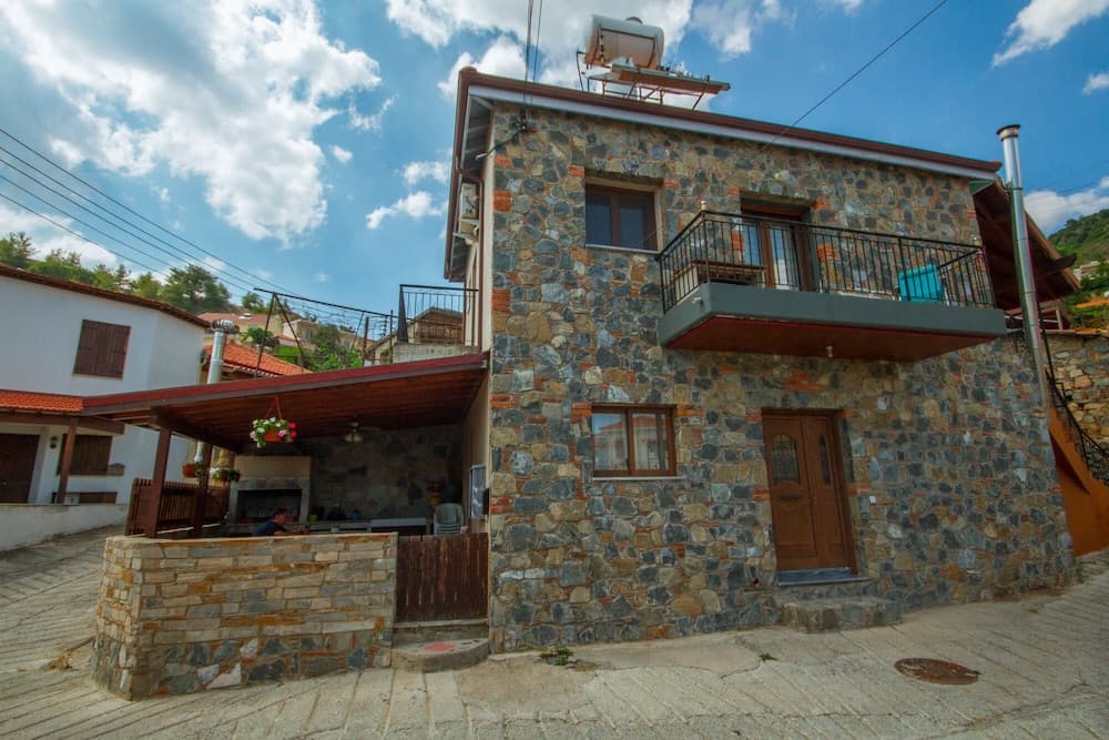 Aethra Cottage