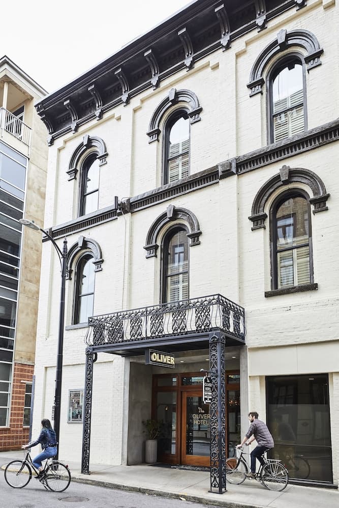 The Oliver Hotel
