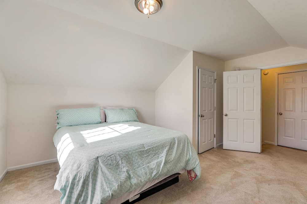 Walk to Pond: Pet-friendly Moncks Corner Home!