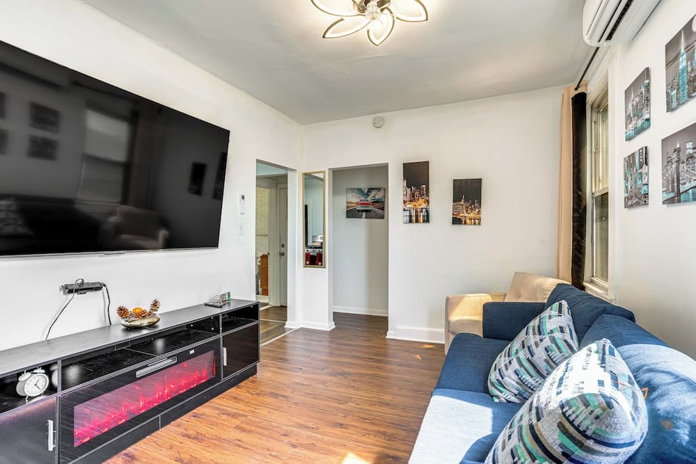 Walkable Location: Pet-friendly Apartment in Lodi!