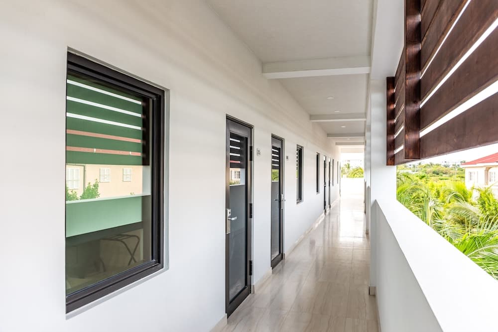 Seascape Grace Bay Hotel & Townhome Villas
