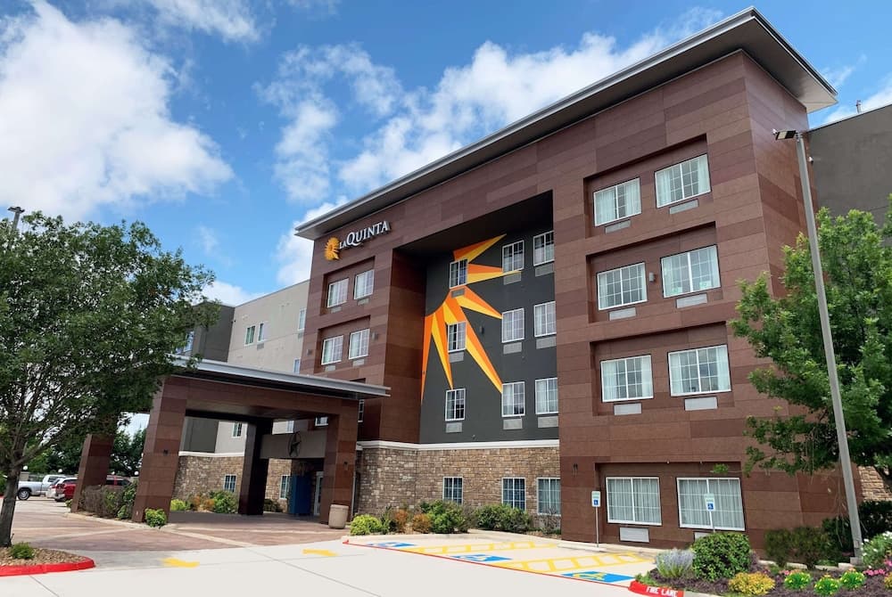 La Quinta Inn and Suites by Wyndham Schertz-San Antonio-Selma