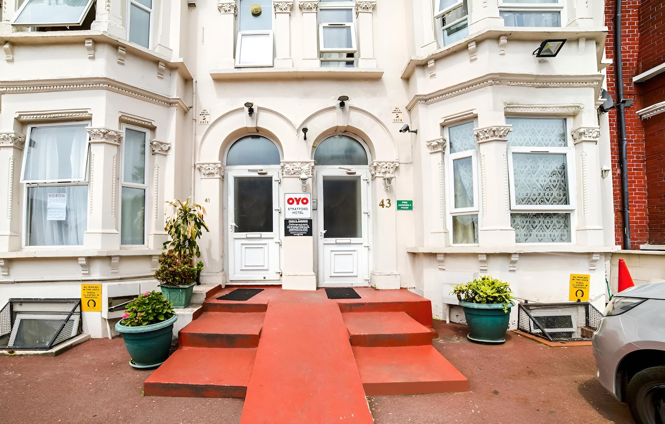 Stratford Hotel