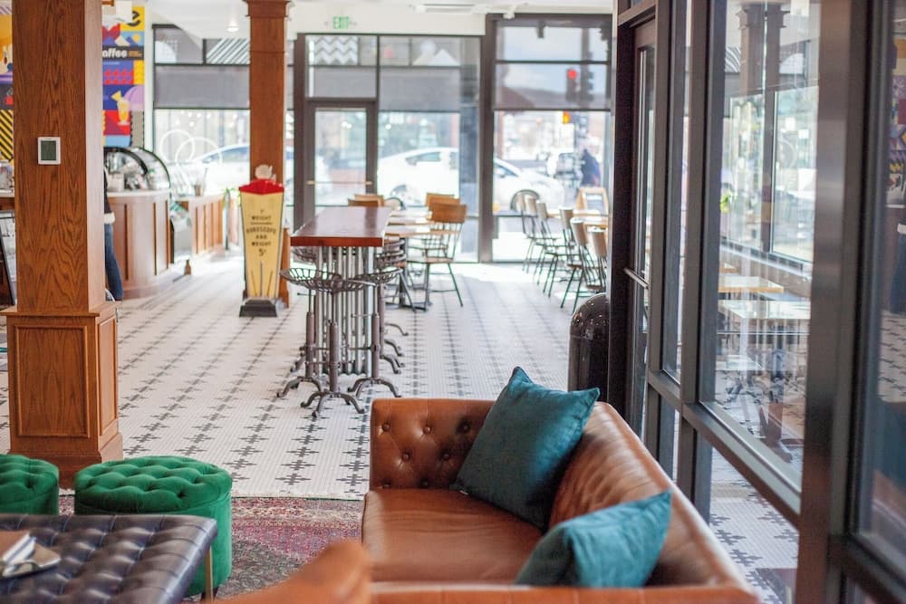 11th Avenue Hostel