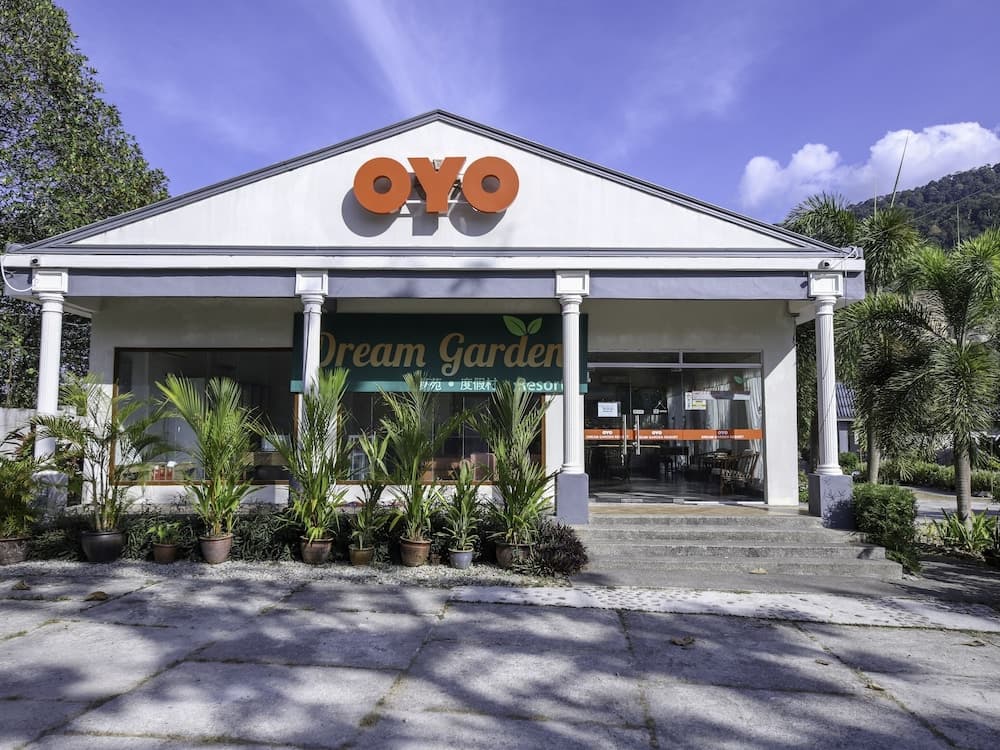 OYO 89679 Dream Garden Resort