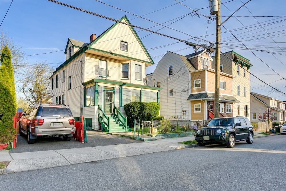 Cozy + Convenient West Orange Home - 16 Mi to Nyc!