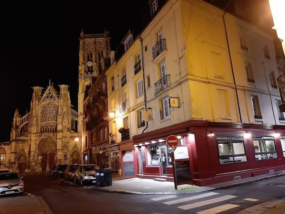 Hôtel Au Grand Duquesne