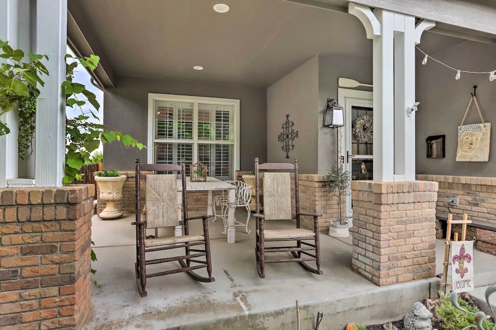Scenic Home w/ Furnished Deck ~ 14 Mi to Denver