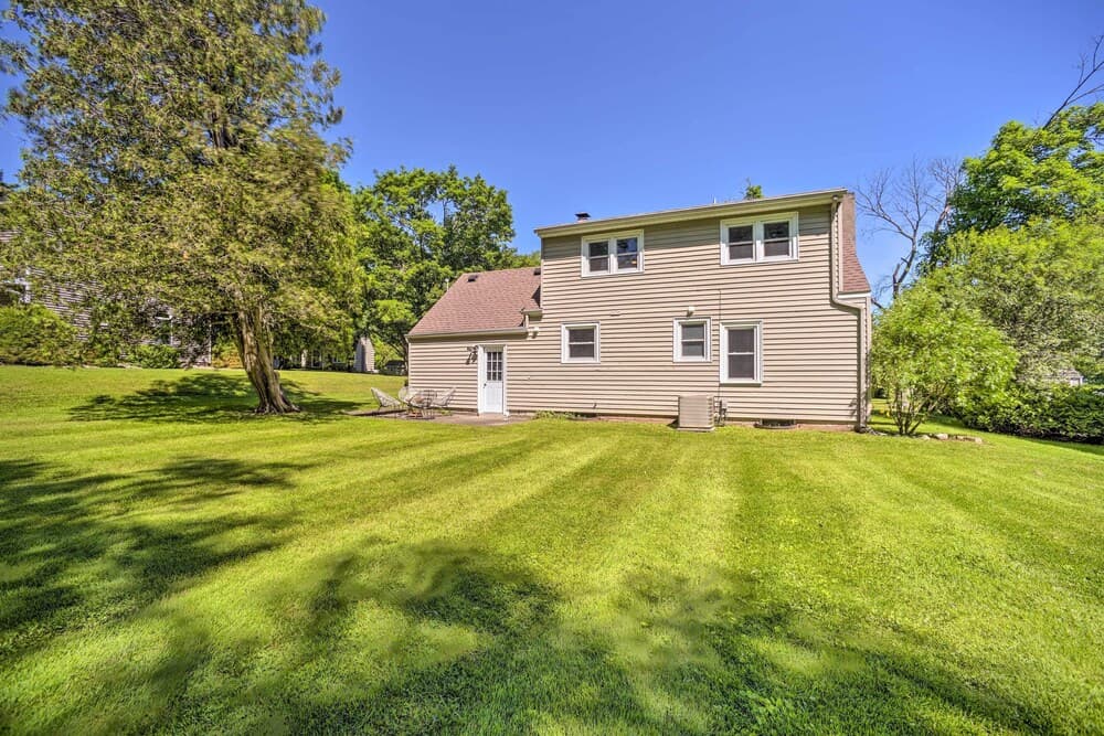 Artsy Upstate Getaway w/ Huge Private Yard!