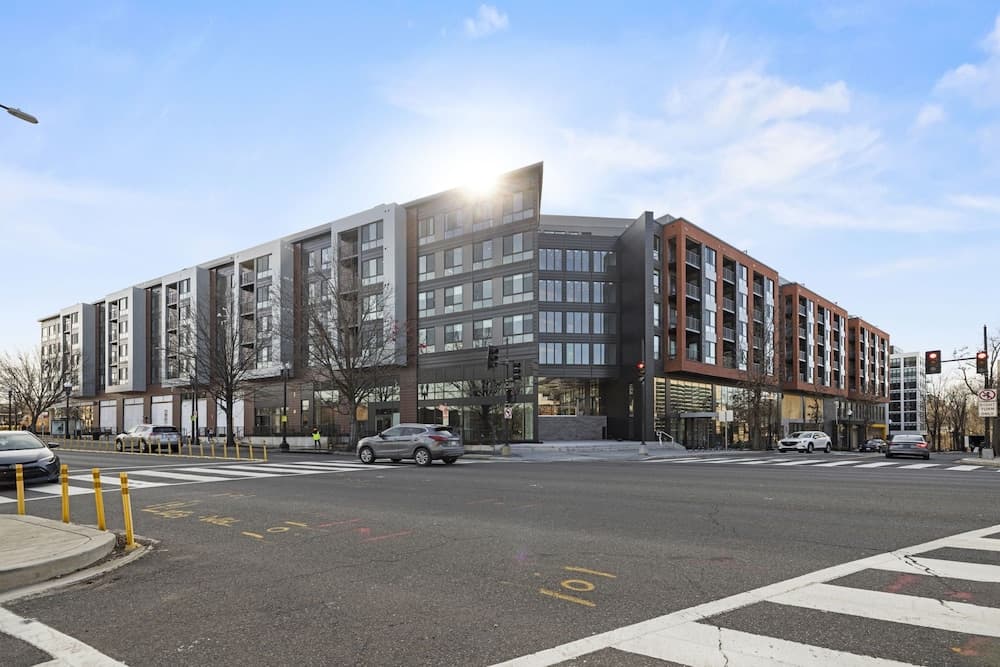 Placemakr Cathedral Heights