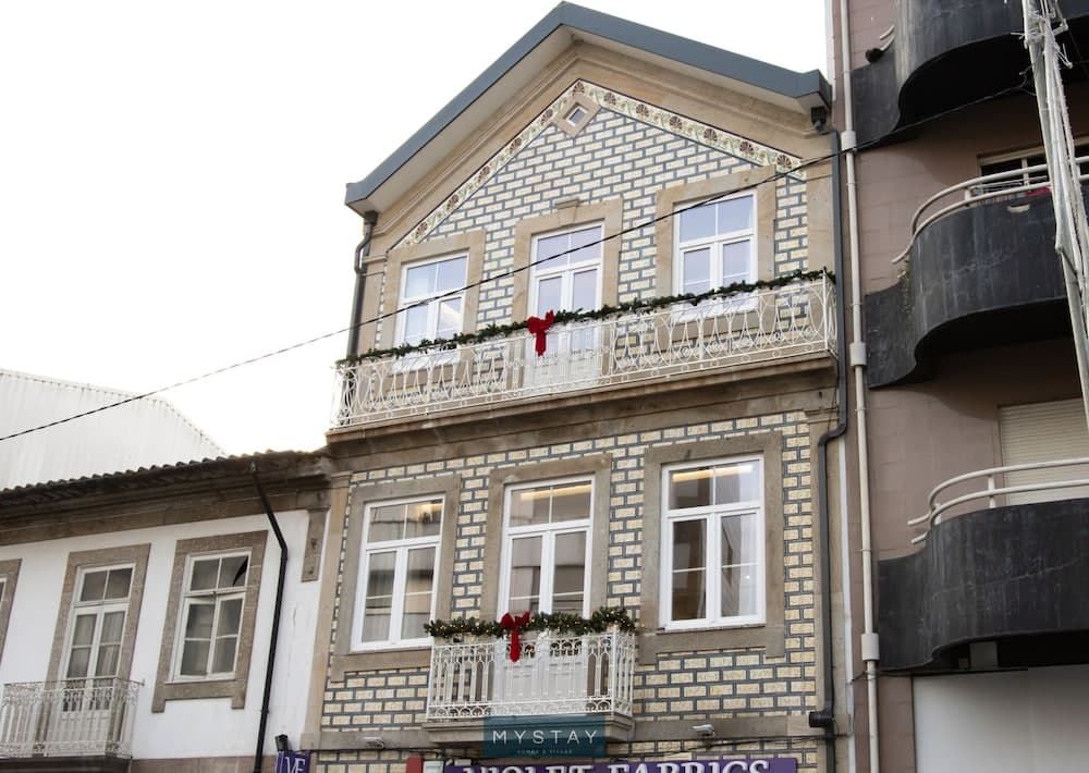 D. Maria Apartments