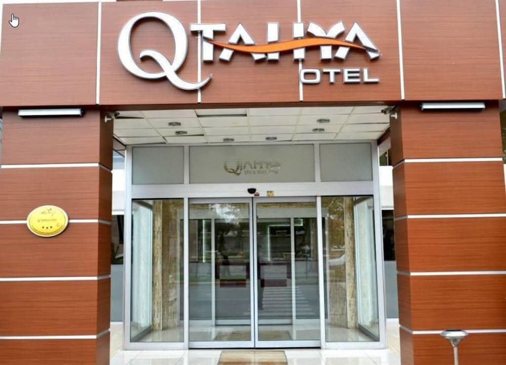 Qtahya Hotel