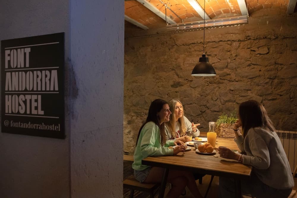 Font Andorra Hostel by Nexta