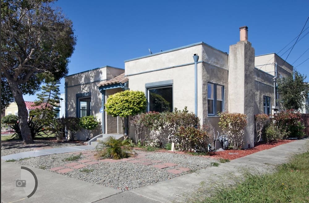 Romantic House