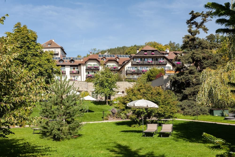 Bemelmans Post Hotel