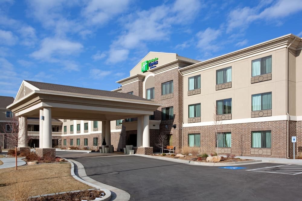 Holiday Inn Express Hotel and Suites West Valley by IHG