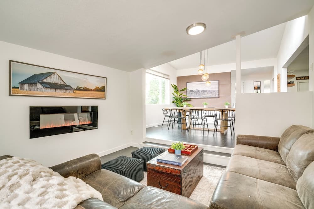 Game Room & Fire Pit: Family-friendly Loveland Gem