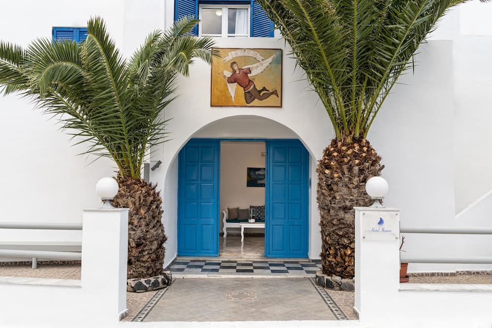 Ikaros Hotel