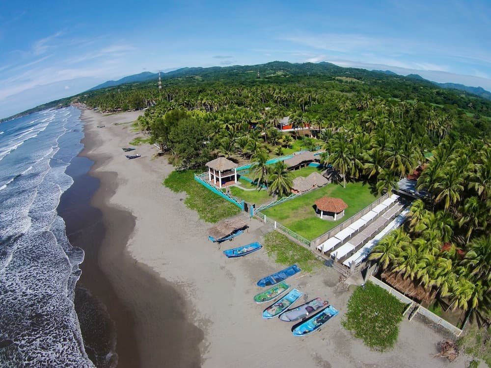 Azul Surf Club