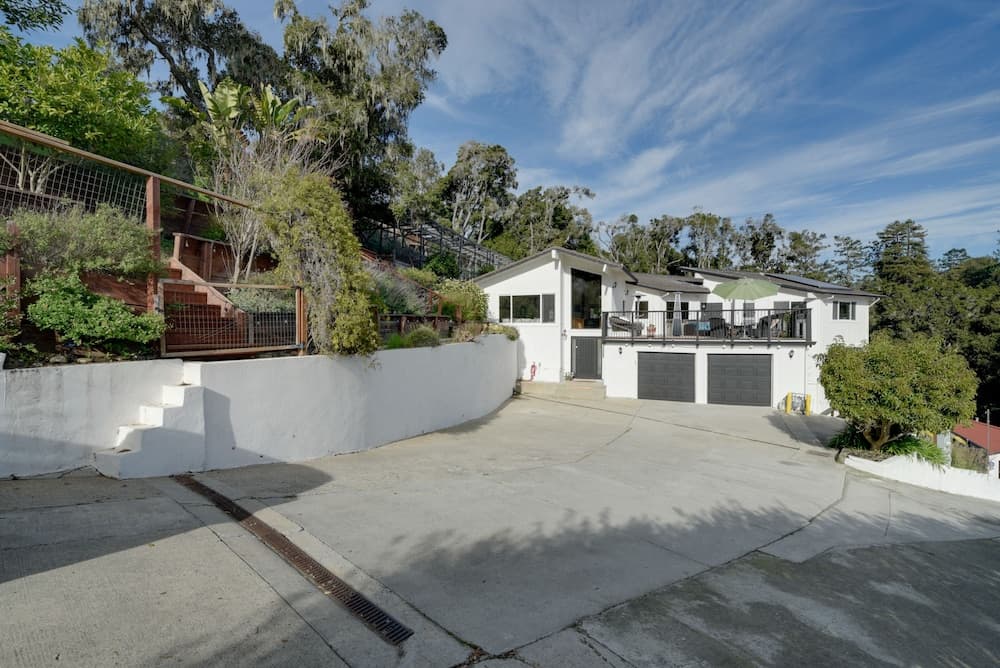 Aptos Home w/ Decks & Hot Tub - 2 Mi to Beach!