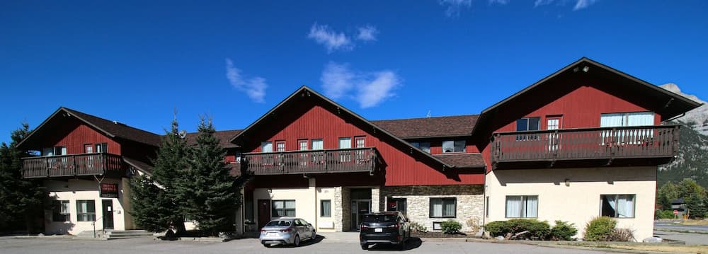 Bighorn Inn & Suites