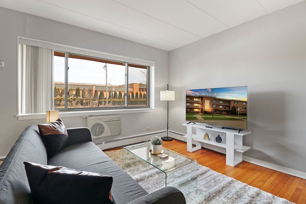 Recharge in Charming 1BR Apt - Salem 5A
