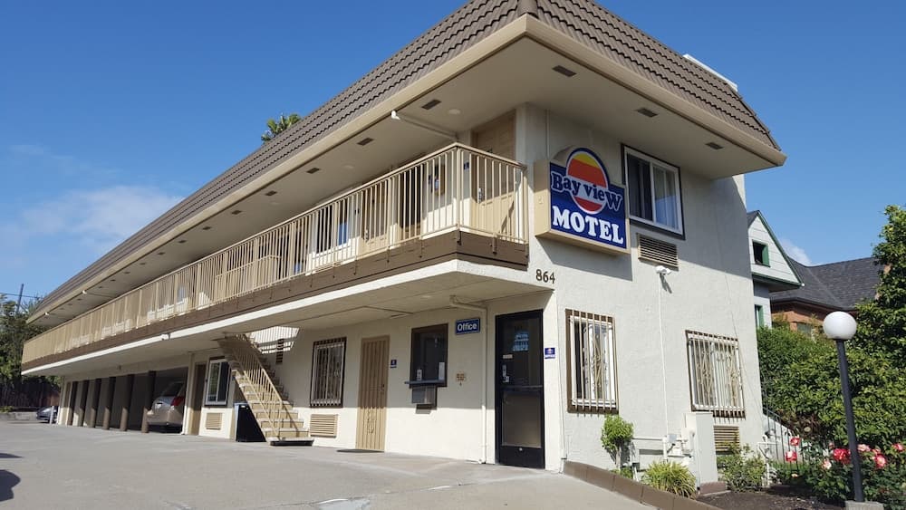 Bayview Motel