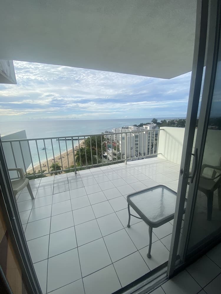 Montego Bay Club Apartments