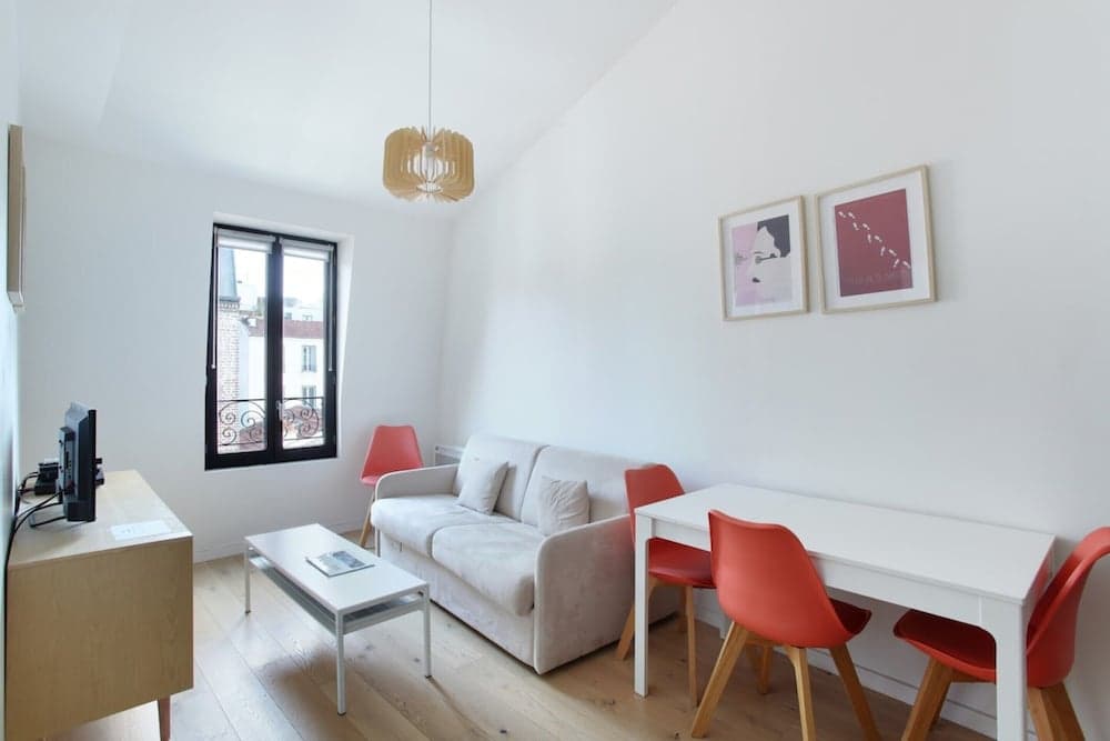 Apartment Boulogne Facing "les Passages"