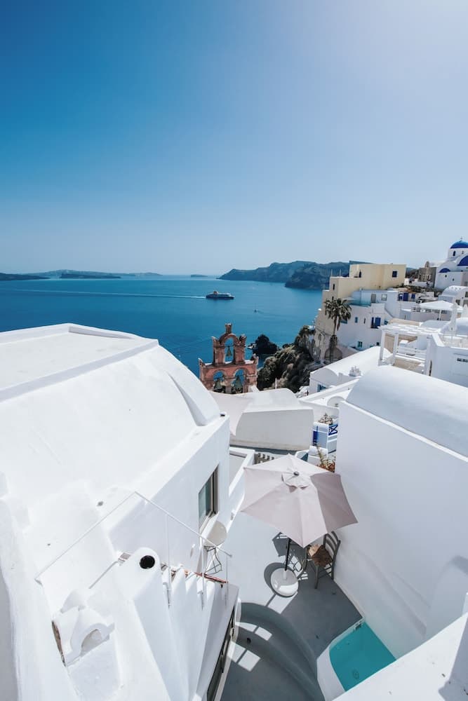 Astrea Suites