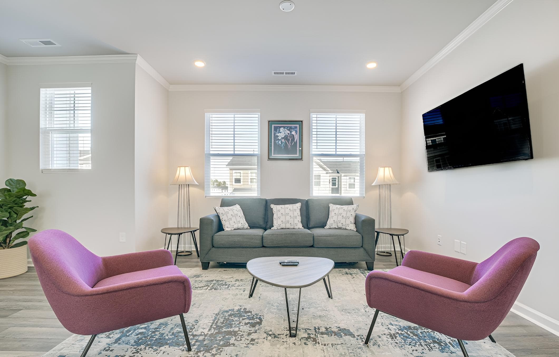 Clayton Townhome ~ 13 Mi to Downtown Raleigh!
