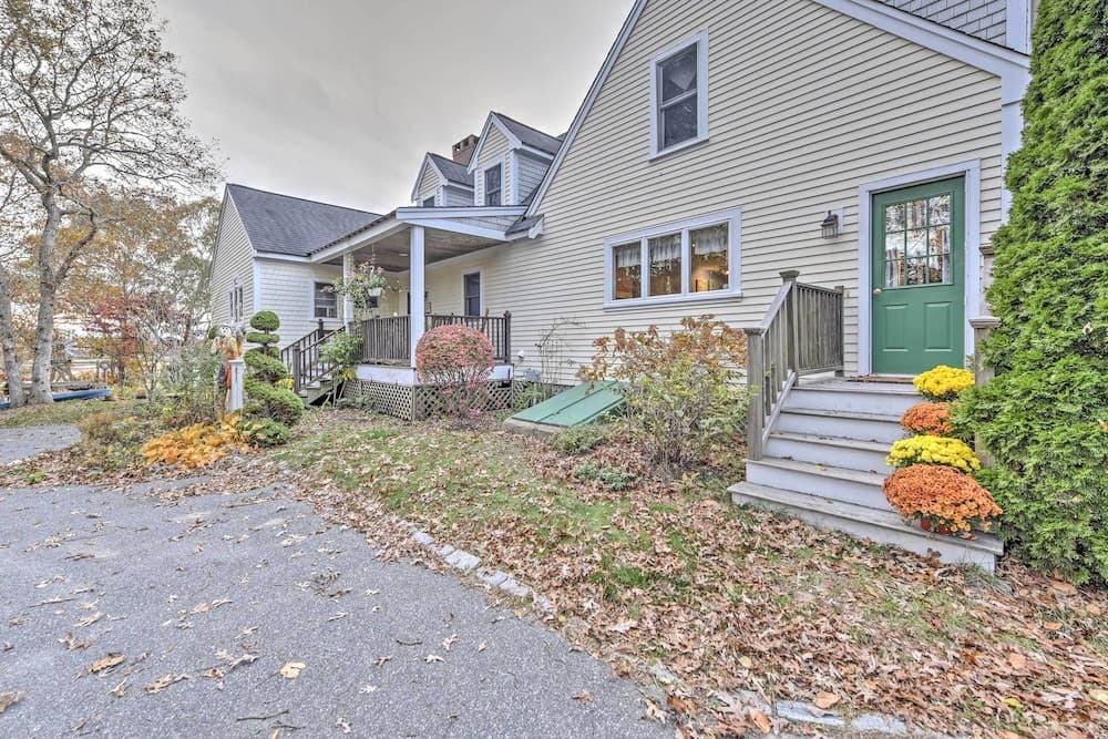 2 Mi to Beach: Nautical Retreat in Bourne!