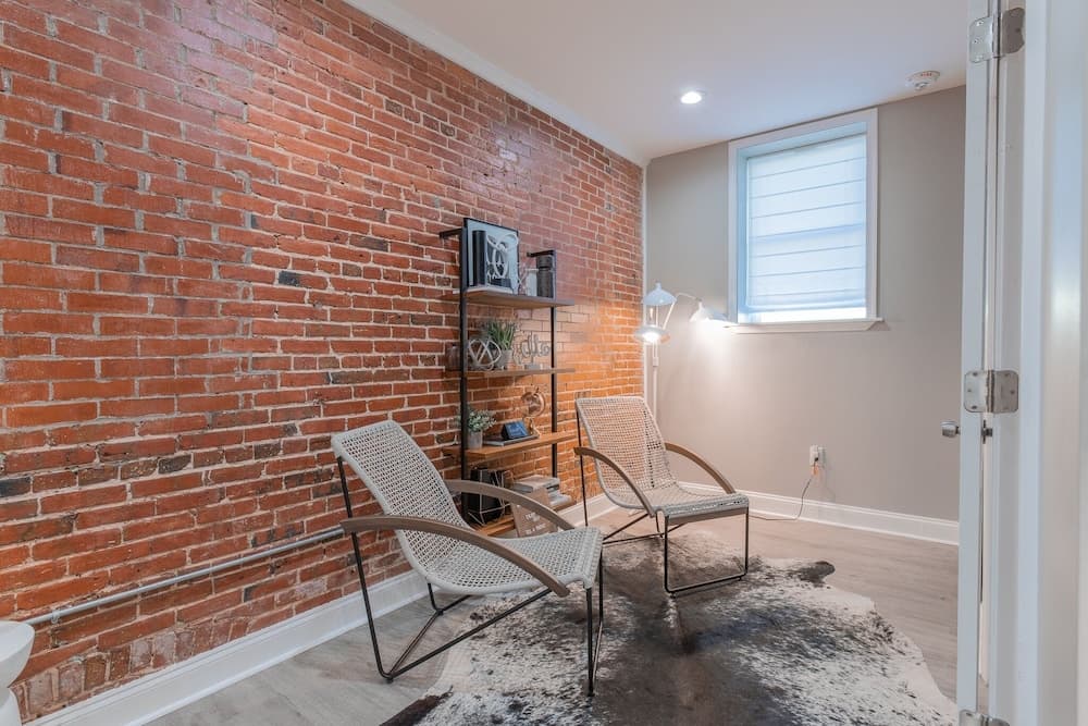 Baltimore's Home Away From Home 2 Bedroom Apts by Redawning