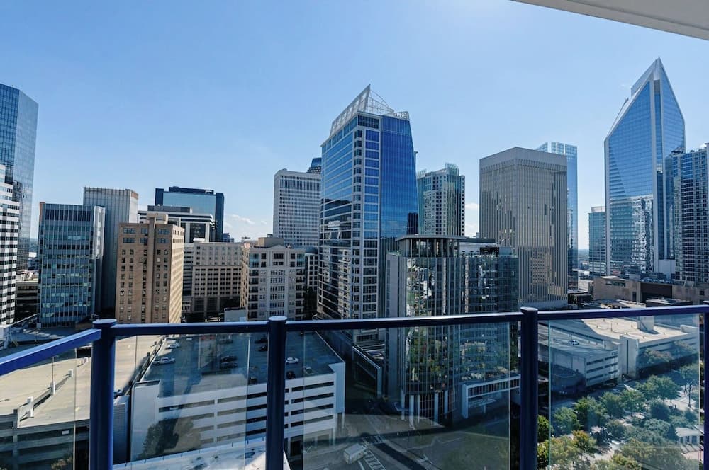 2br Uptown Charlotte Furnished Apartments 2 Bedroom Apts by RedAwning