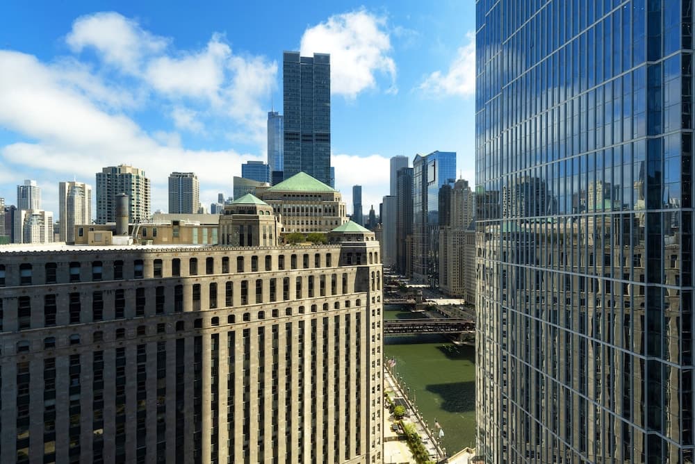 voco Chicago Downtown - Riverwalk by IHG